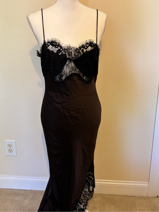 Zara Dresses & Skirts - Zara Black Lace-Trim Slip Dress with Spaghetti Straps